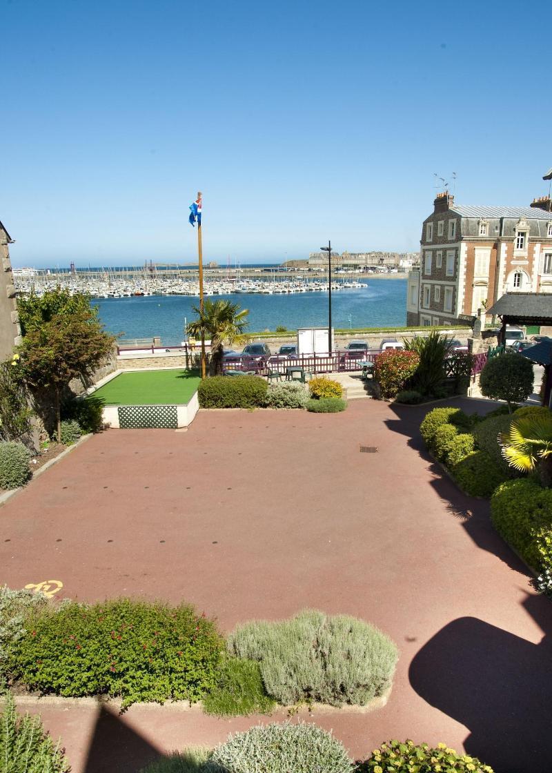 Manoir Du Cunningham Hotel Saint-Malo Bagian luar foto