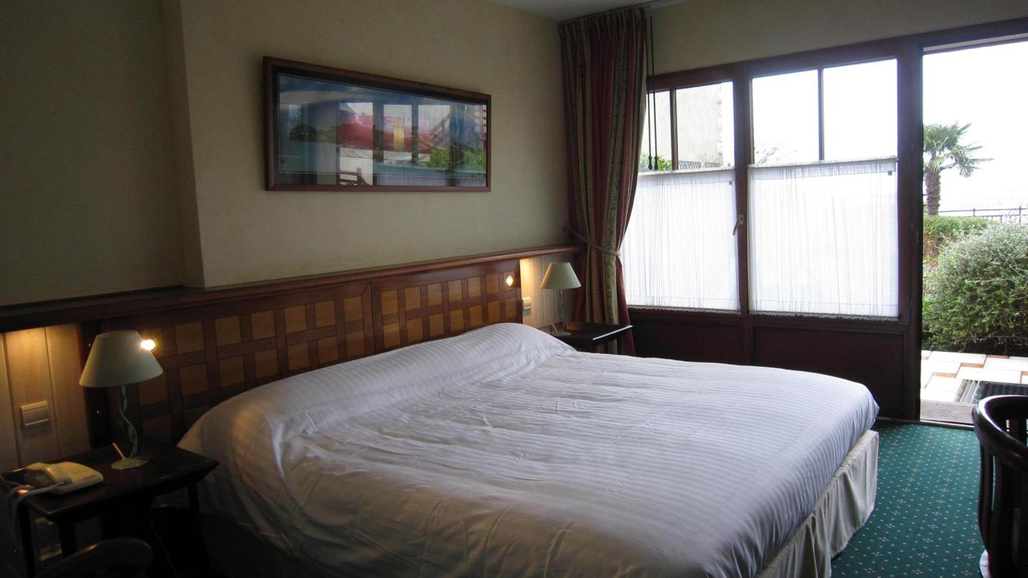 Manoir Du Cunningham Hotel Saint-Malo Bagian luar foto